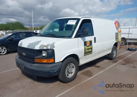 2011 Chevrolet Express 2500 Work Van z USA, uszkodzony, nr VIN 1GCWGFCG1B1189112